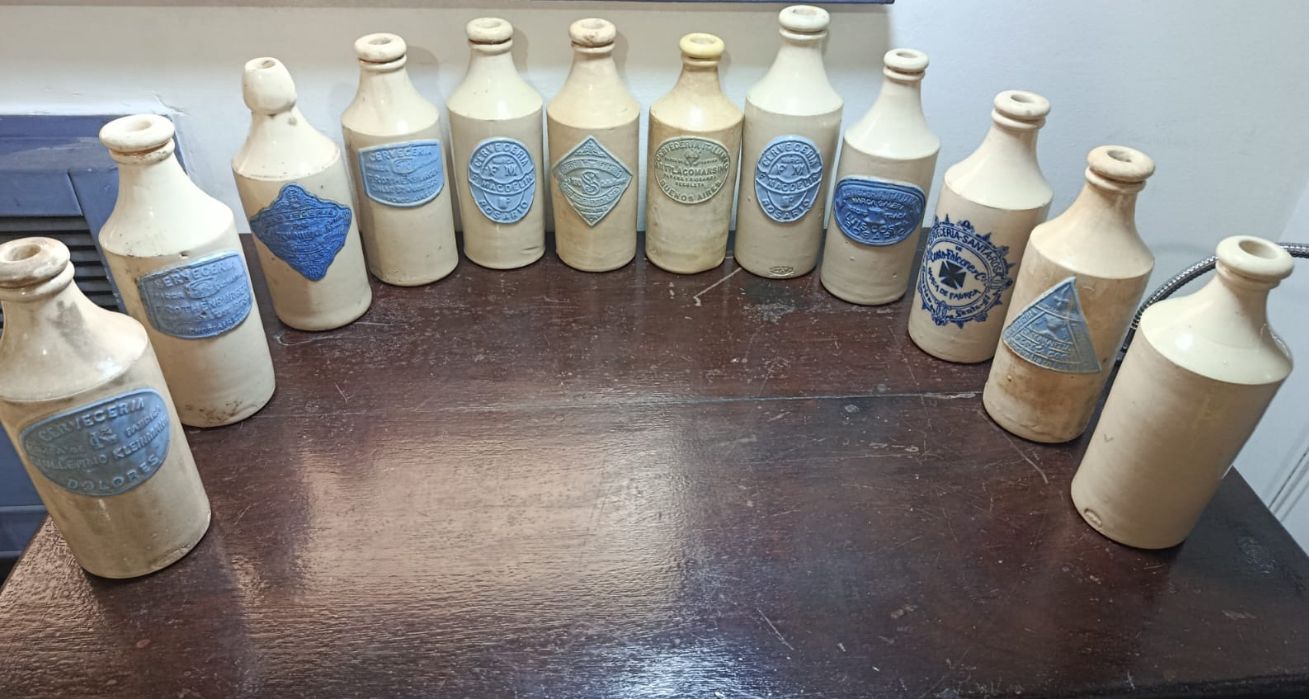 Cervezas 12 botellas de gress antiguas argentinas