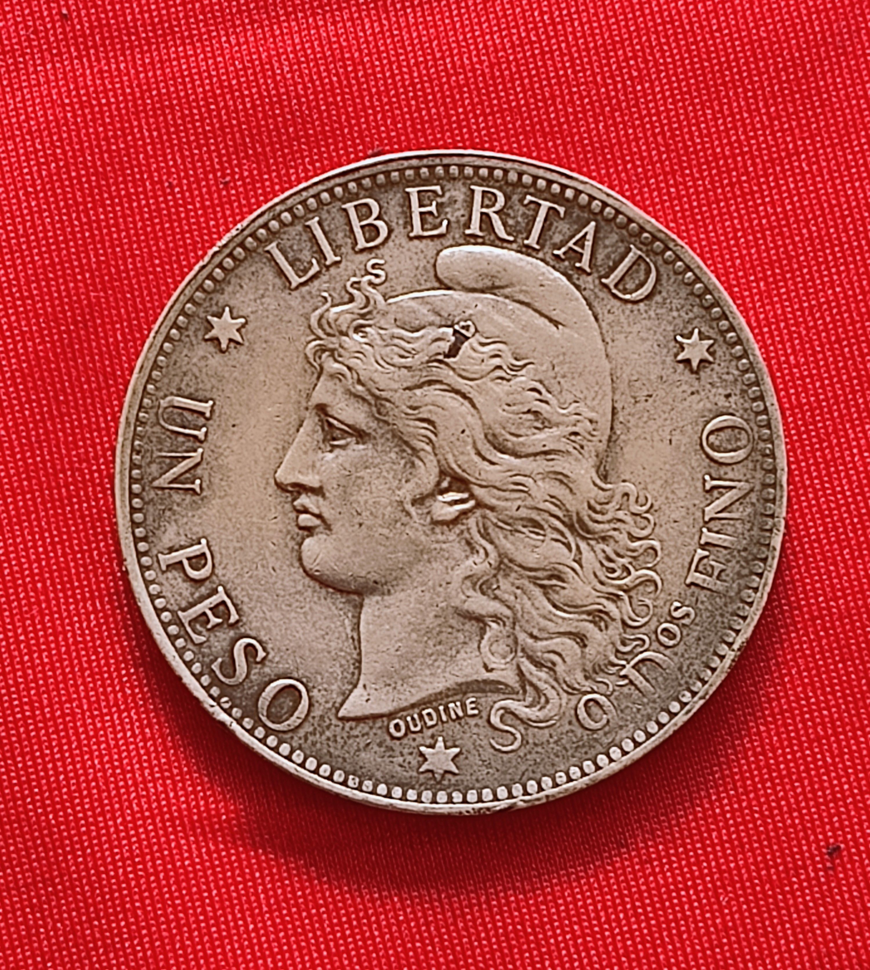 Patacon de plata 1882